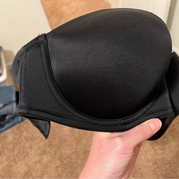Enchanted Black Underwire Strapless Bra 40C Gently Used - Picture 8 of 8